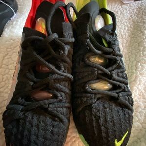 Nike LaBron 18 Basketball Shoes size 3.5